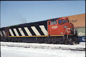 CN C40-8M 2420 (03.1993, Brockville, ON)