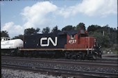 CN GP38-2 4727 (09.2003, Brockville, ON)