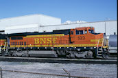 BNSF B40-8W  523 (30.10.2004, Fontana, CA)