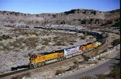 BNSF C44-9W 4545 (22.12.2001, Kingman, AZ)