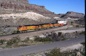 BNSF C44-9W 4672 (10.04.2008, Kingman, AZ)