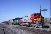 BNSF C44-9W 4718 (09.03.2001, Saginaw, TX)