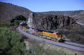 BNSF C44-9W 4852 (05.05.2002, Crozier Canyon, AZ)