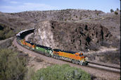 BNSF C44-9W 4916 (08.05.1999, Crozier Canyon, AZ)