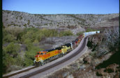 BNSF C44-9W 4987 (15.04.2000, Crozier Canyon, AZ)