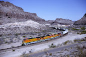 BNSF C44-9W 5284 (06.05.2002, Kingman, AZ)