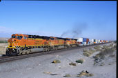 BNSF ES44DC 7421 (18.10.2008, Oro Grande, CA)