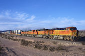 BNSF ES44DC 7652 (04.02.2011, Siberia, CA)