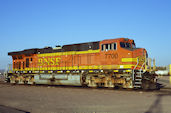 BNSF ES44DC 7700 (19.07.2010, Barstow, CA)
