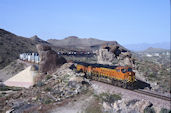 BNSF ES44DC 7912 (14.04.2011, Kingman, AZ)