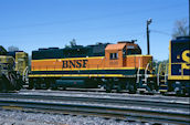 BNSF GP39-2r 2835 (26.04.2003, Victorville, CA)