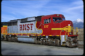 BNSF GP60M  137 (25.12.2010, Fontana, CA)
