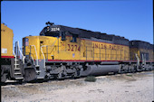 UP SD40-2r 3274 (02.10.1999, Mojave, CA)