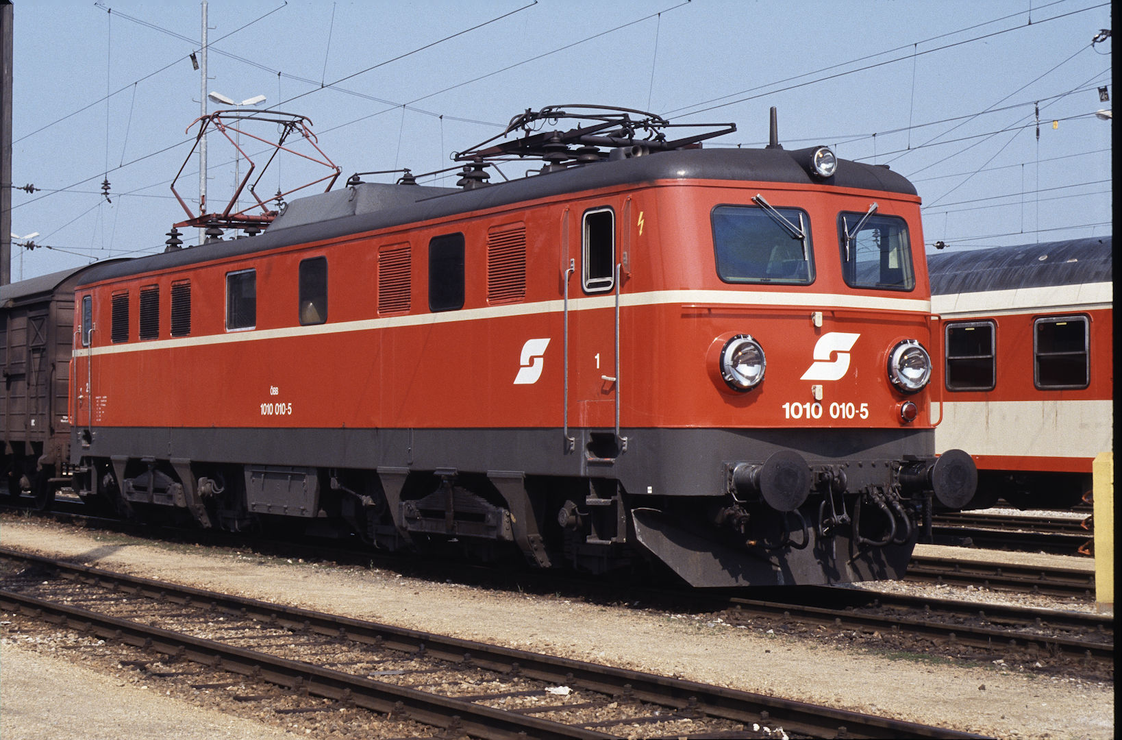 ÖBB 1010/1110 - Modellwünsche Rollmaterial - Herzlich Willkommen im ...