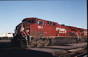 CP AC4400CW 9511 (10.2004, Smiths Falls, ON)