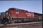 CP AC4400CW 9815 (04.2005, Smiths Falls, ON)