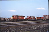 CP SD40-2 5583 (08.2004, Smiths Falls, ONT)