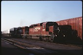 CP SD40-2 5676 (10.2005, Belleville, ON)