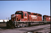 CP SD40-2 5726 (10.2005, Smiths Falls, ON)