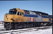 VIA F40PH-2 6410 (01.2005, Belleville, ON)