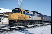 VIA F40PH-2 6426 (01.2004, Brockville, ON)