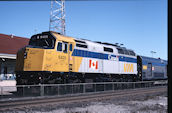 VIA F40PH-2 6428 (04.2004, Brockville, ON)