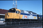 VIA F40PH-2 6434 (04.2004, Brockville, ON)