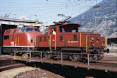 SBB Ee3/3 II 16516 (19.07.1990, Depot Brig, dahinter Am4/4 18463)