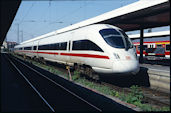 DB 605 001 (20.08.2002, Nürnberg Hbf)
