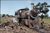 FCPCAL 4-6-0 226 (04.1984, Depot Asuncin)