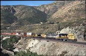 ATSF SD40r 5010 (04.05.1997, Blue Cut, CA)