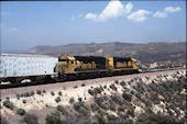 ATSF SD45-2r 5830 (20.05.1997, Cajon, CA)