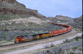 BNSF C44-9W  748 (12.08.2008, Kingman, AZ)