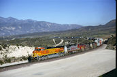 BNSF C44-9W 4405 (05.06.1999, Cajon 57, CA)