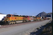 BNSF C44-9W 4647 (31.05.2008, Cajon Pass MP63, CA)