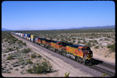 BNSF C44-9W 4727 (12.04.2008, Essex, CA)