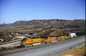 BNSF C44-9W 4775 (28.07.2001, Cajon 57, CA)