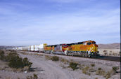 BNSF C44-9W 5374 (12.01.2002, Daggett, CA)