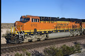 BNSF ES44C4 6703:2 (20.10.2011, Lavic, CA)