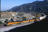 BNSF ES44DC 7256:2 (23.07.2010, Cajon Pass MP65, CA)