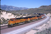 BNSF ES44DC 7340 (30.04.2011, Cajon Pass MP57, CA)