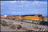 BNSF ES44DC 7345 (22.01.2011, Siberia, CA)