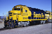 BNSF GP35u 2536 (15.12.2001, Fontana, CA)