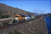 BNSF SD40-2R 6971:2 (07.09.2008, Bingen, WA)