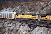 UP C40-8 9343 (03.10.2005, Blue Cut, CA)
