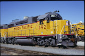 UP GP38-2  392 (06.09.2000, Coffeyville, KS)