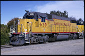 UP GP38-2  639:4 (04.01.2003, Chino, CA)