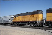 UP GP38-2 2126 (21.05.1997, Yermo, CA)