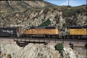 UP SD40-2 4126 (04.05.1997, Blue Cut, CA)