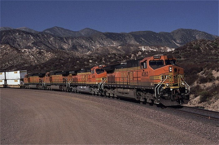 BNSF 4363 am Cajon Pass, 26. September 1999, Foto: Peter Wittmann